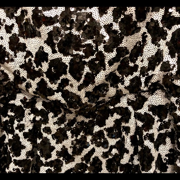 Guess Sequin Strapless Peplum Top - Picture 3 of 9